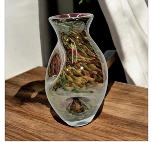 Hokuyo Glass Co Vase .  Vintage Collectible. Beautiful Condition. 10” - Picture 1 of 7