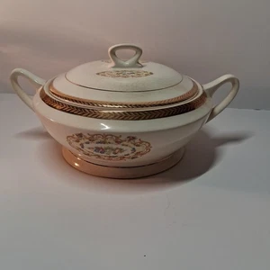 8 Inch Round Covered Vegetable Serving Bowl With Lid - Picture 1 of 23