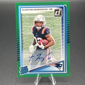 2025 Panini Donruss - Rated Rookie TreVeyon Henderson #332 Green Auto  - Picture 1 of 6