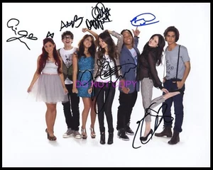Poster fotografico Victorious 8x10 FIRMATO CAST RISTAMPA Victoria Grande Gillies #1 - Foto 1 di 1