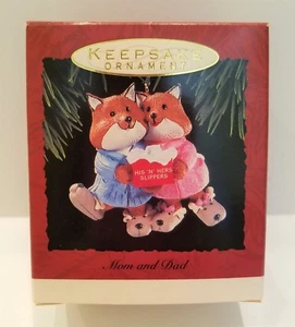 1993 Hallmark Fox Mom and Dad His and Hers Zapatillas Árbol de Navidad Adorno - Imagen 1 de 3
