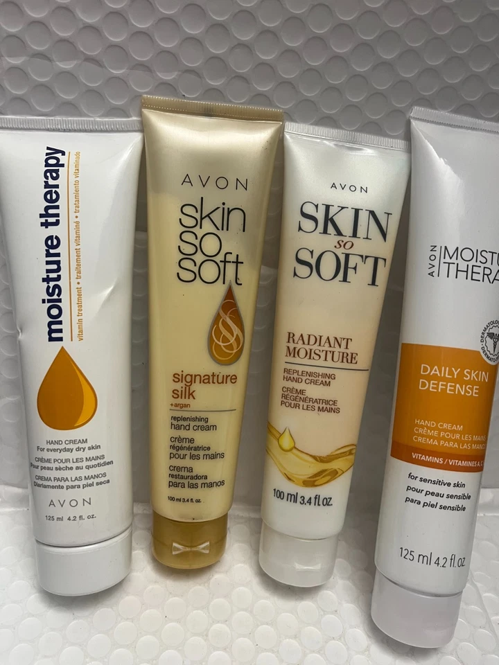 AVON (4 PEÇAS) CREME PARA AS MÃOS 2, TERAPIA, 2, PELE TÃO MACIA 4.2FLOZ DESCONTINUADO - Imagem 1 de 1