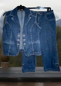 Ethyl Denim Rhinestone Embellished Capris/Jeans-Size 10 and Vest-Size L - Picture 1 of 10