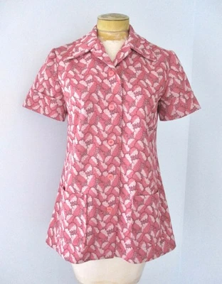 Vtg 70s Beautician Pink Abstract Leaves Poly Knit Button Smock Top Pockets M - Image 1 of 4