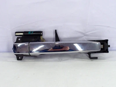 Manija de puerta exterior del lado del pasajero delantero derecho Subaru Forester 2009-2013 OEM Foto 1 de 4