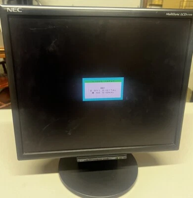 Vintage NEC LCD175VX 17" Gaming Computer Monitor - Image 1 of 4