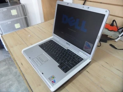 Laptop Dell Inspiron 6000/PP12L para piezas sin disco duro Foto 1 de 4
