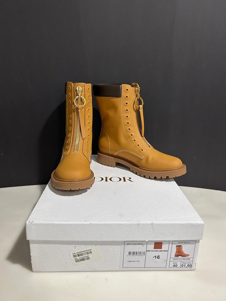 NUEVO EN LA CAJA CHRISTIAN DIOR 40 EU, 10 EE. UU. Botas Negritas Piel de becerro Mate Marrón Ocre Foto 1 de 4