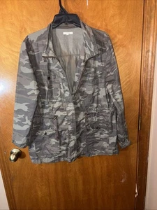 Women’s Maurices Camo Jacket~Size Large - Picture 1 of 8