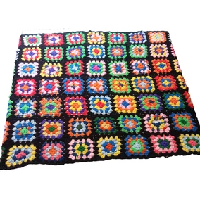 Vintage Handarbeit Granny Square afghanische Decke gehäkelt 47x62" schwarz rot rosa blau - Bild 1 von 12