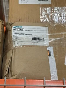 SIEMENS DTNF323R DOUBLE THROW SAFETY SWITCH - Picture 1 of 1