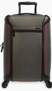 Tumi International Borsa da Trasporto 21 Pollici GRIGIO/ROSSO 126149-9113 Nuova con etichette - Foto 1 di 8