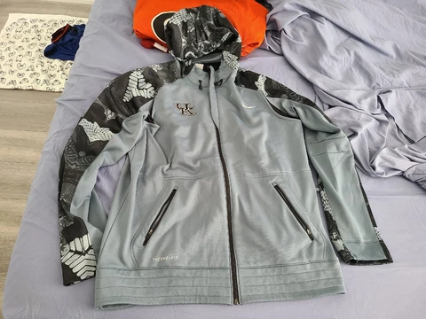 Nike Kobe Bryant jacket Kentucky Wildcats UK Team Issued Jacket Warmup XL Nwot Cover
