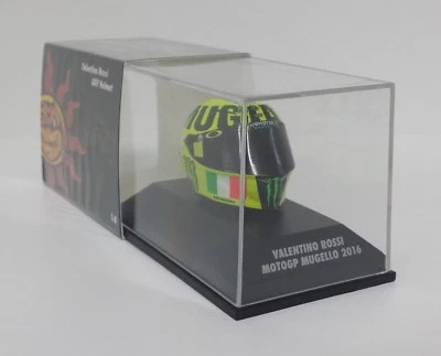 MINICHAMPS VALENTINO ROSSI MODELLINO DIECAST CASCO AGV 1/8 MOTOGP MUGELLO 2016 - Immagine 1 di 3
