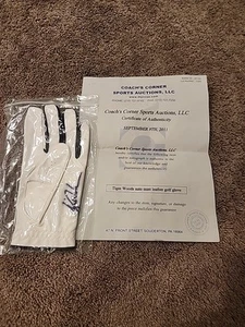 Tiger Woods Autographed Glove With Authenticity Letter Golf Sports Memorabilia - Picture 1 of 7