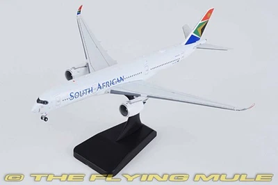 Aviation 400 1:400 A350-900 South African Airways ZS-SDF Foto 1 de 4