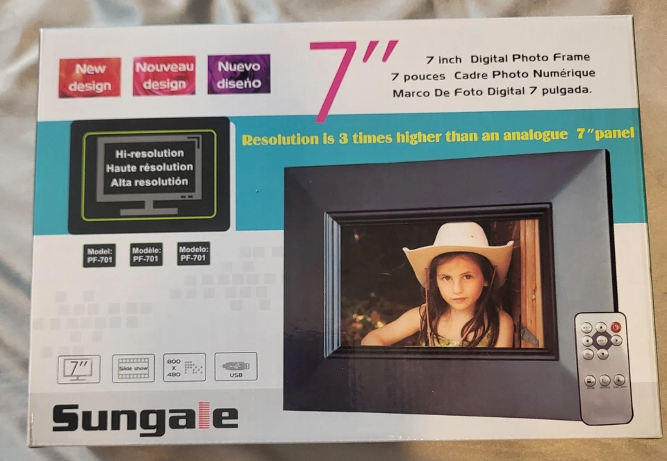 Sungale 7" PF-701 Digital Photo Picture Frame - Black HI-RES With Remote - Image 1 of 4
