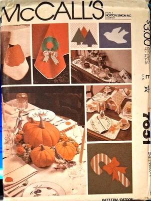 McCALL'S 7651 Holiday Table Setting Package and Blue Transfer Uncut FF - Image 1 of 2