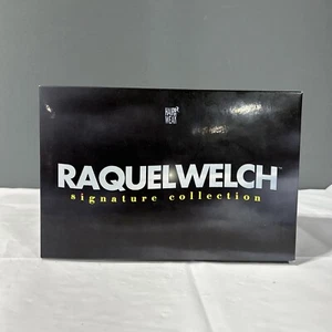 Raquel Welch Signature Collection Frosted Brown Short Wig AP - Picture 1 of 6