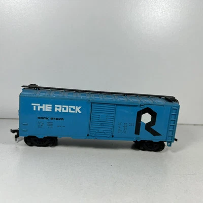 Bachmann HO Rock Island 40’ Box Car ROCK 57025 Blue Railroad Freight Car   0303 - Image 1 of 4