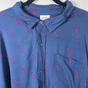 NWT LuLaRoe Long Sleeve Men’s 3XL Shirt Blue With Pink Lightning Rayon - Picture 1 of 9