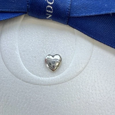 Auténtico Pandora Plata Amor Corazón Suave Flotante Medallón PEQUEÑO Dije Foto 1 de 2