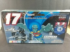 MATT KENSETH #17 Martian Manhunter Justice League 2004 TAURUS 1:24 TEAMCALIBER