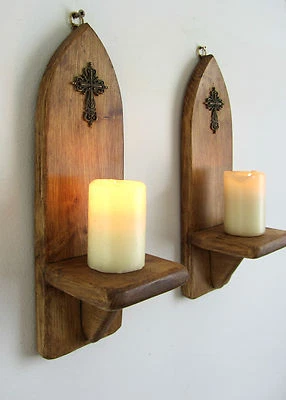 PAIR OF 30CM RECLAIMED WOOD GOTHIC ARCH RUSTIC BRONZE CROSS LED WALL SCONCES - Image 1 of 4