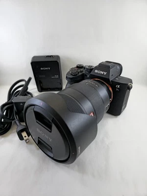 Sony A 7s III беззеркальный цифровой фотоаппарат с FE 2,8 24-70 мм GM полнокадровый объектив - Изображение 1 из 4