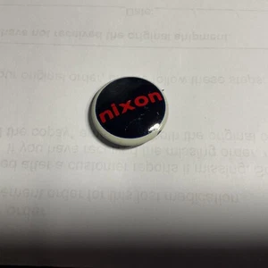 Vintage~Nixon Pinback Button~Political~Richard Nixon President~ - Bild 1 von 3