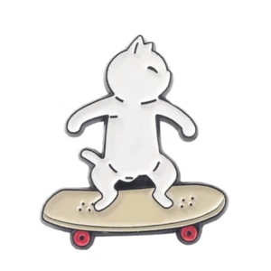 Skateboarding Cat Enamel Pin Badge Gift for any Skater or skaterboy skate Gift - Picture 1 of 1