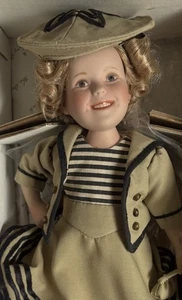Danbury Mint Shirley Temple Film "Wee Willy Winkie" Neu im Karton 10" Porzellanpuppe - Bild 1 von 3