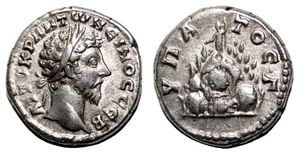*AET* CAESAREA (Kappadokien) AR Didrachme. MARCUS AURELIUS. EF-. Berg Argaeus. - Bild 1 von 1