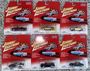Johnny Lightning Set 6 verschiedene Ragtops 1/64 Druckguss Autos meist MOMC Rel #2 - Bild 1 von 4
