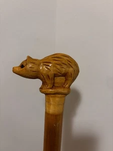 Bastone da passeggio manico orso Capybara canna legno intagliato a mano 36” vintage legno chiaro - Foto 1 di 12