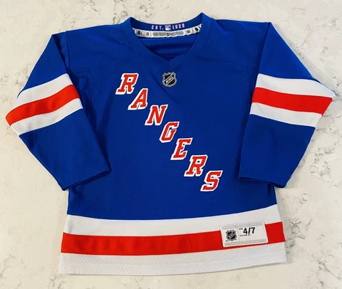 NHL New York Rangers Henrik Lundqvist #30 Blue Long-Sleeved Jersey Youth 4-7 Cover