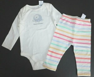 TOP/BODYSUIT & PANTS--GAP--Baby Girl 2 Pc Set BEAR--SIZE 0-3M 3-6M 6-12M--NEW - Picture 1 of 3