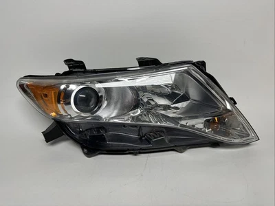 Faro halógeno derecho del lado del pasajero Toyota Venza 2009-2016 OEM Foto 1 de 4