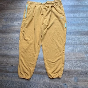 Nike Standard Issue Jogginghose Sweatpants XXL dunkelgelb Dri-Fit Tasche - Bild 1 von 14