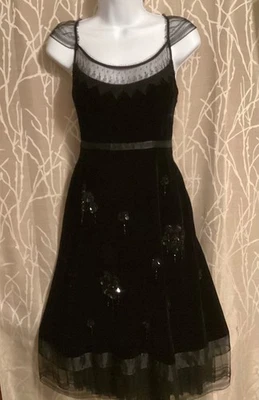 Black Silk Velvet And Lace Boho Style Dress Size 6 - Image 1 of 4