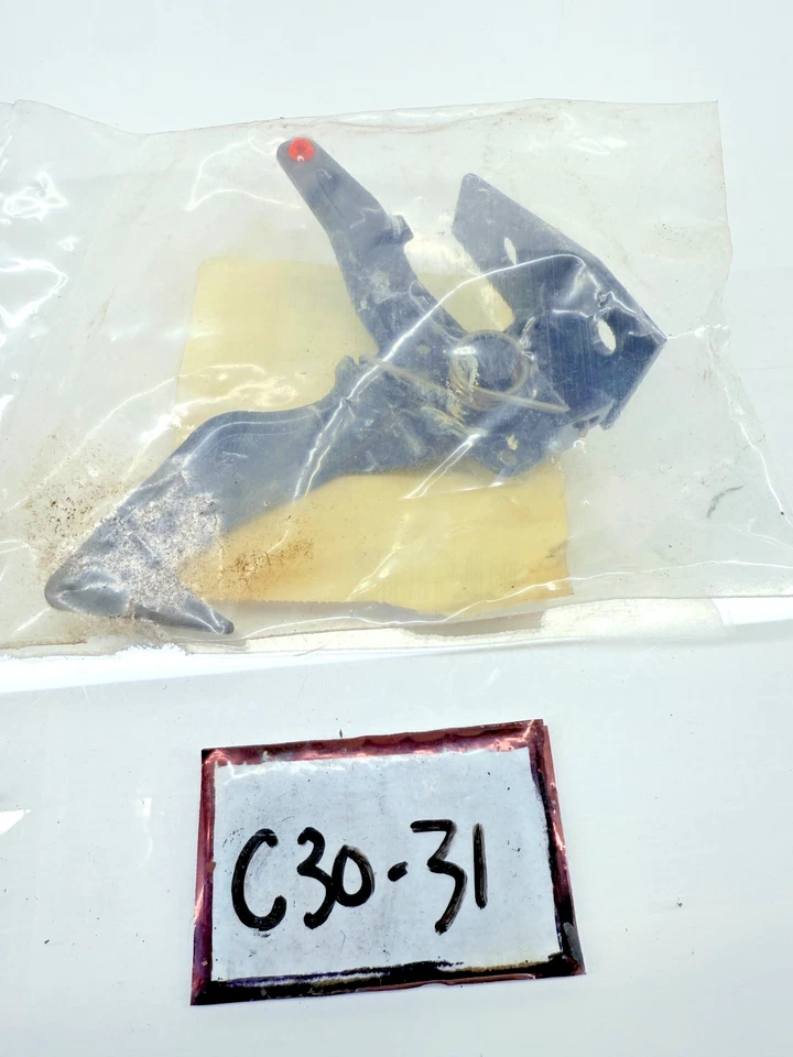 全新 原始设备制造商 1997 - 2005 雪佛兰 OLDSMOBILE VENTURE SILHOUETTE LATCH-HOOD 1038546 C30-31 — 第 1/3 张图片