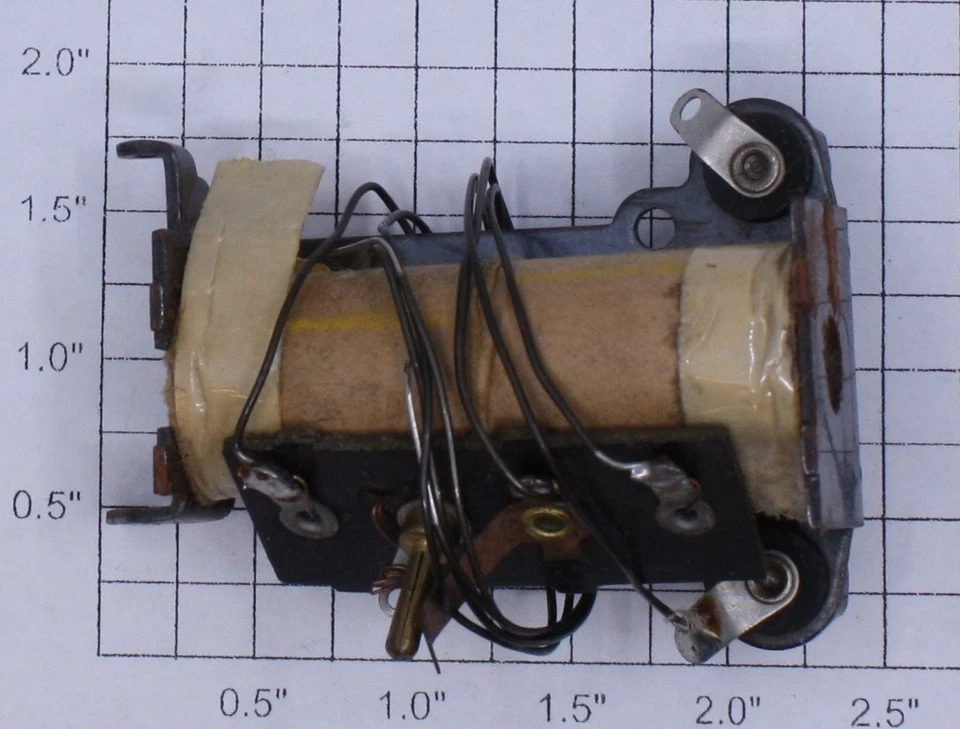 Lionel 711-213 O22 Switch Track Motor Coil Assembly - Image 1 of 2