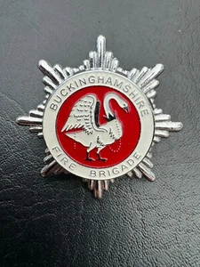 OBSOLETE Buckinghamshire Fire Brigade Service Enamel Cap Hat Uniform Badge - Picture 1 of 2