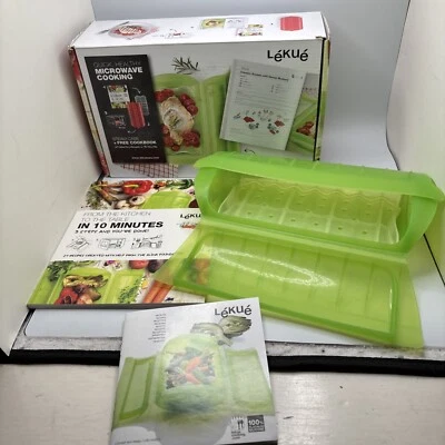 Lekue Steam Case With Tray, 1-2 pers, Silicone Green, Directions, Recipe Book - Image 1 of 4