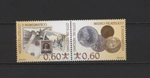 s44035 VATICANO MNH** 2007 Museo filatelico e Numismatico 2v pair - Afbeelding 1 van 1