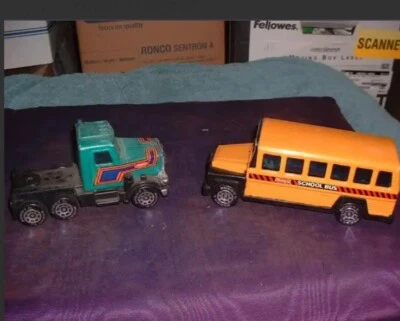 VINTAGE Pressed Steel 1980 BUDDY L BIG RIG PETERBILT GREEN SEMI TRUCK CAB & BUS — 第 1/4 张图片