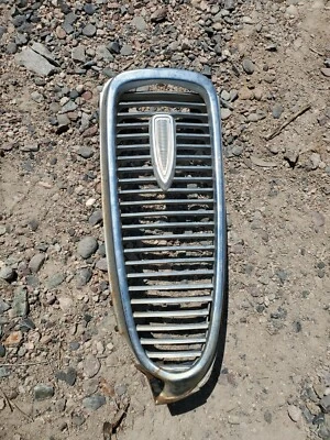 1959 Edsel Ranger Center Grill Section 1015844 Ford - Image 1 of 3