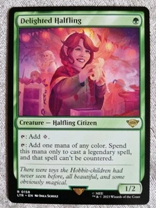 MTG Der Herr der Ringe: Geschichten von Mittelerde Delighted Halbling Karte #158 - Bild 1 von 2