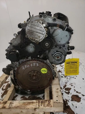 Engine XC70 3.2L VIN 95 4th And 5th Digit Fits 11-15 VOLVO 70 SERIES 1360138 - Image 1 of 4