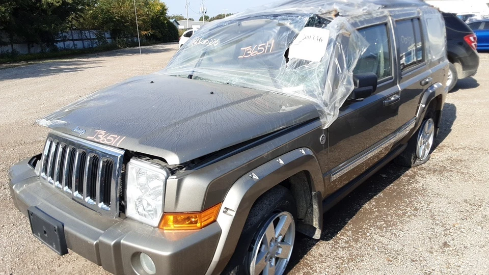 2006 Jeep Commander Automatic Transmission OEM 111K Miles - LKQ434951926 - Изображение 1 из 4